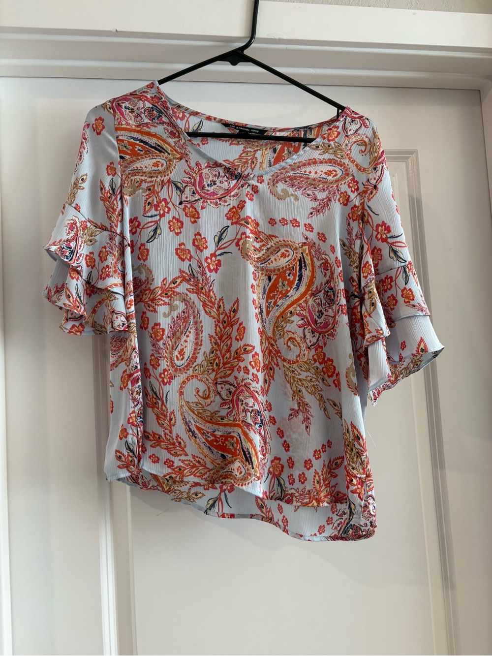 Zac & Rachel Light Blue Paisley Ruffle Sleeve Top